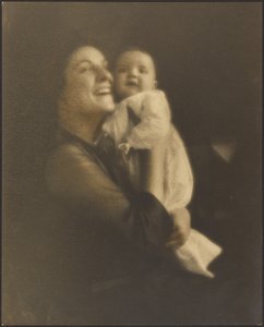 [Anya és csecsemő fehér ruhában] alkotó: Louis Fleckenstein