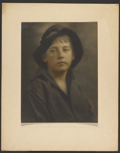 Kemény és készenlétben alkotó: Louis Fleckenstein