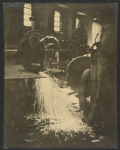 A fúvóka fáklya alkotó: Louis Fleckenstein