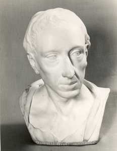 Sándor pápa mellszobra (márvány)
