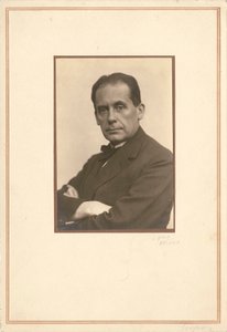 Walter Gropius 1883-1969, 1920-as évek eleje. alkotó: Louis Held
