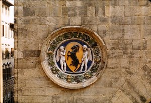 A Mercanzia céh címere alkotó: Luca Della Robbia