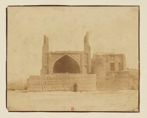 7. nézet – Remegő minaretek Iszfahán környékén alkotó: Luigi Pesce