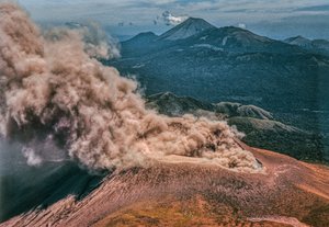 Momotombo vulkán Nicaraguában