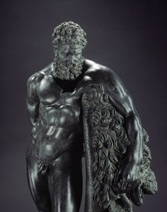 Görög művészet: „” Héraklész nyugalomban”” Részlet – Szicyonei Lysippe bronzszobra (Kr. e. 395-305) Kr.e. 4. század, Ercole Curino szentélyéből, Sulmona - Museo Nazionale Archeologico, Chieti Olaszország - Héraklész (Herkules) nyugszik - A bronz szobor rés