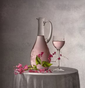 Elegáns rózsaszín csendélet