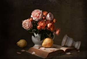 Elegáns rózsák és körtek alkotó: Margareth Perfoncio