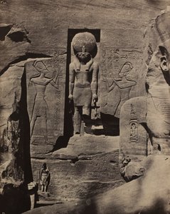 Abu Simbel, Szobrok a Spéos de Phré bejáratánál alkotó: Maxime Du Camp