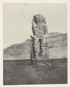 Gournah, III. Amenopht monolitikus kolosszusa; Théba, 56. tábla az "Egypte, Nubie, Palestine et Syrie" albumból (1852). alkotó: Maxime Du Camp