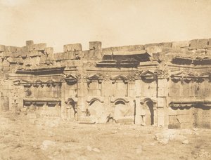 A Baalbek-templom házának belseje, Heliopolis, 1850. szeptember 15. alkotó: Maxime Du Camp