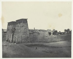 Karnak, Temple de Khons, Thèbes, 184951, nyomtatva 1852-ben. alkotó: Maxime Du Camp