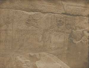 Karnak-palota, A gránitszentély külső szobrai., 1849-51. alkotó: Maxime Du Camp
