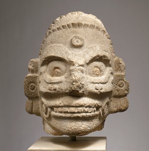 Esőisten feje, 1000 körül (fosszilis mészkő) alkotó: Mayan