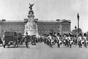 Őrségváltás, Buckingham-palota, London, 1926-1927