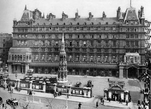 Charing Cross vasútállomás, London, 1926-1927. alkotó: McLeish