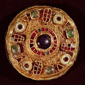 Kerek bross (arany és cloisonne zománc)