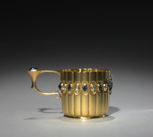 Miniatűr kupa, Peter Carl Fabergé (1846-1920) cége, 1896 előtt (arany, gyémánt, zafír)