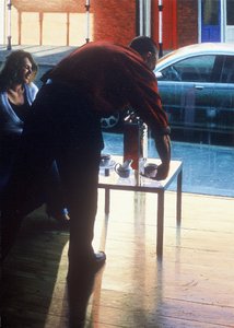 Kiszolgálva alkotó: Mike Briscoe