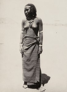 „Birodalom építése” a fasiszta korban: egy cunamai nő, 1936.05.09. (f/w fotó)