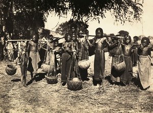 „Birodalom építése” a fasiszta korban: Cunama víz hordozói, 1936.09.05. (f/w fotó) alkotó: Modestino Baldinetti