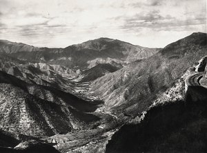 „Birodalom építése” a fasiszta korban: Dorfu völgye, 1936.09.05. (f/w fotó) alkotó: Modestino Baldinetti