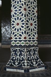 Thamiel glaoui kasbahja, zellij csempe, részlet (kerámia)