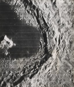 A Hold távoli oldala Apolune-nál, 1967. alkotó: NASA Images