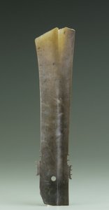 Villás véső (zhang), Qijia kultúra, ie 2500-2000 körül (jáde) alkotó: Neolithic Period Chinese School