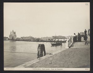 Pontonhíd a Canal Grande felett Velencében a Festa del Redentore idején Velence – Canal Grande – Ponte del Redentore (cím a tárgyon)