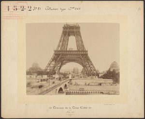 Az Eiffel-torony munkálatai