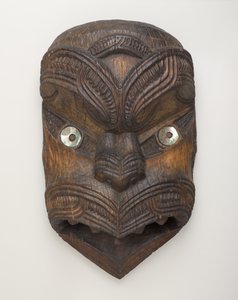 Gable Mask (Koruru) Gisborne-ból, North Island, 1860 körül (fa és paua kagyló) alkotó: New Zealand School