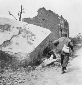 Egy bánya által lerombolt blokkház, Lomme, Armentières közelében, Franciaország, I. világháború, 1914-c1918