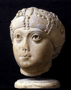 Amalasonte (Amalasunta) az osztrogótok királynője (meghalt 535-ben), Nagy Theodorik, az osztrogótok királyának lánya márványfeje. alkotó: Ostrogothic Ostrogothic