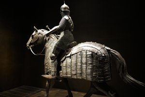 Lovas és ló oszmán páncélja, 15. század vége - 16. század eleje (fémmunka) alkotó: Ottoman School