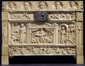 Paleochretian Art: Ereklyetartó (lipsanotheque) Ó- és Újszövetségi jelenetek díszítése alsó domborműveken. 4. század Az olaszországi Santa Giulia kolostorból. Brescia, Keresztény Múzeum alkotó: Paleo Christian