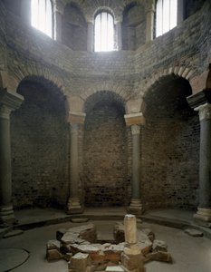 Paleokeresztény művészet: a keresztelőkápolna belsejének képe, V. század. Frejus (Var) alkotó: Paleo Christian