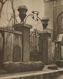 St. Annes közelében kiásott szilfatörzsek csővezetékekhez, Soho, 1935.
