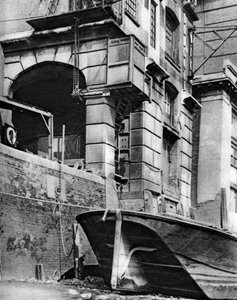 Egy Temze-parti városi kereskedői kastély maradványai a Cannon Street állomás közelében, 1926-1927