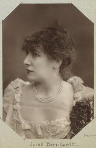 Sarah Bernhardt színésznő portréja alkotó: Paul Nadar