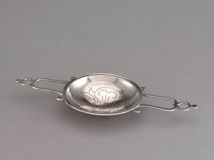 Szűrő, 1760 körül alkotó: Paul Revere