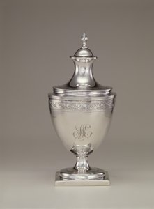 Cukortál fedővel, 1795 körül
