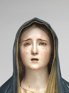 Szomorú Szűz Mater Dolorosa (polikróm fa, üveg és állatszőr)