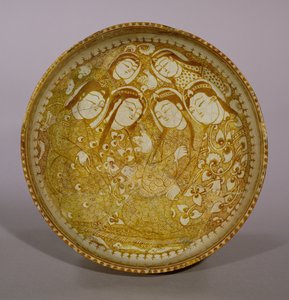 Tál, Kashanból, Iránból, szeldzsuk korszakból, i.sz. 1211-1212 (kőpaszta, fényes mázzal) alkotó: Persian School