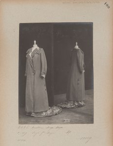 Albumoldal: House of Worth, Kabát alkotó: Photographer French