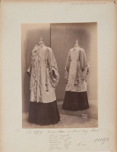 Albumoldal: House of Worth, Kabát alkotó: Photographer French