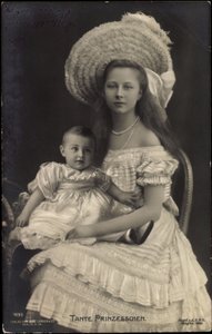 Viktória Luise hercegnő néni, Liersch 1693 alkotó: Photographer German