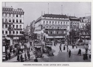 Berlin: Friedrichstrasse, Unter den Linden sarok (f/w fotó) alkotó: Photographer German