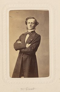 Pinard alkotó: Pierre Petit