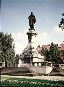 Adam Mickiewicz (1798-1855) szobra 1898-ban alkotó: Polish School