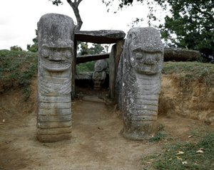 Zoomorf kariatida megalitikus szobra alkotó: Pre-Columbian Pre-Columbian
